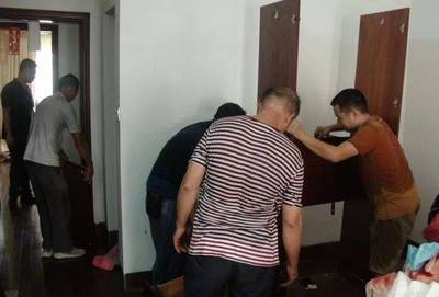 宾阳“老赖”名下房产被强制腾迁，彰显法律权威